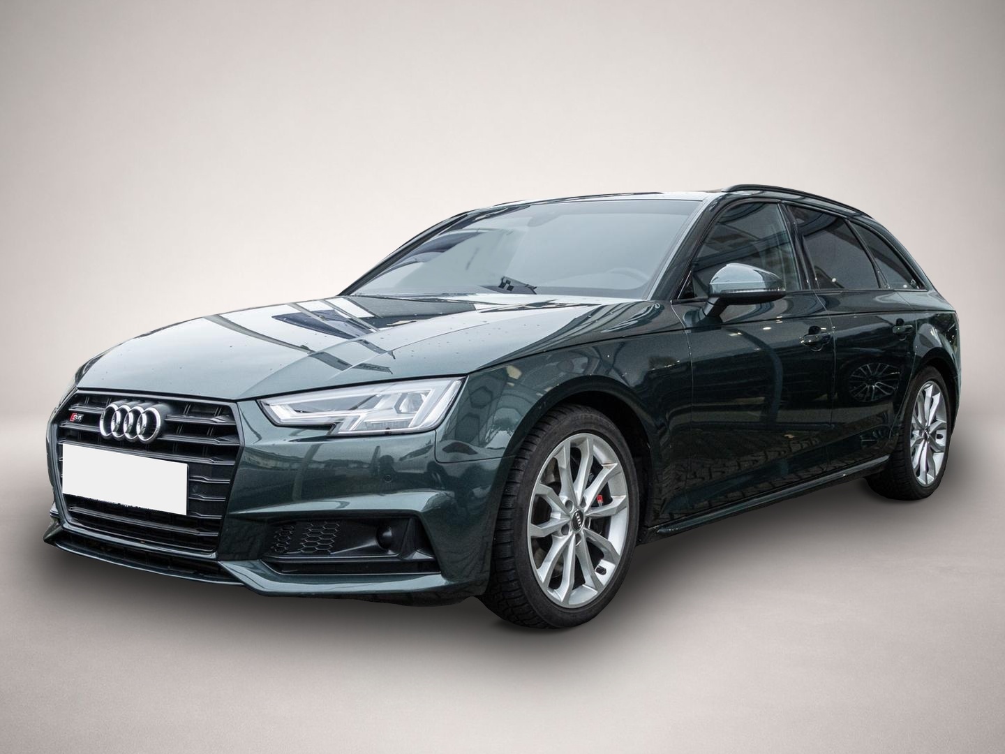 Audi quattro (03/2017, Benzin)