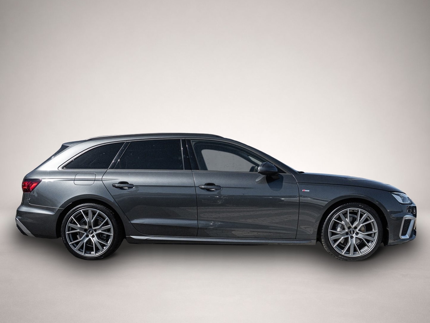Audi A4 (03/2023, Diesel)