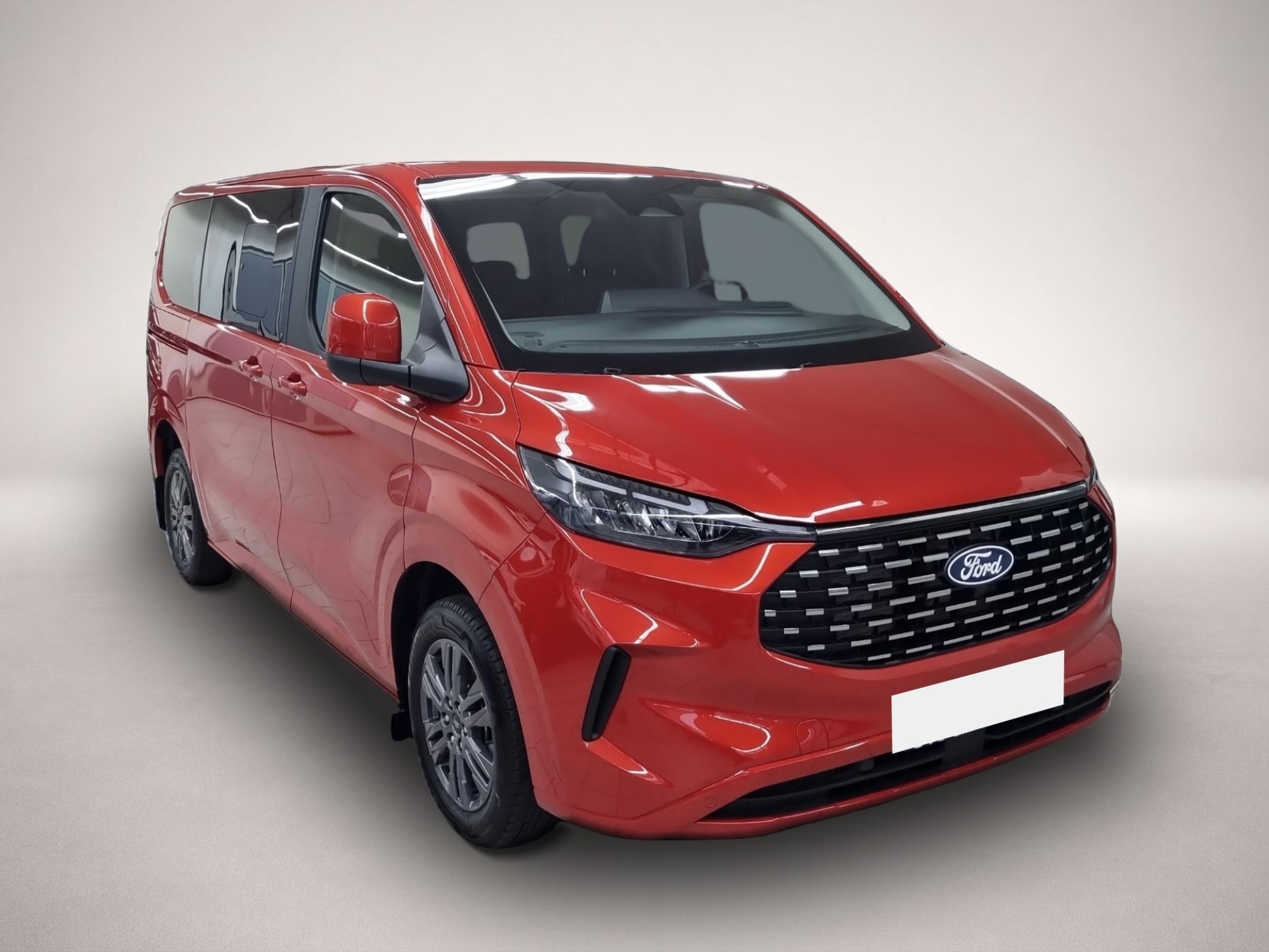 Ford Tourneo Custom (01/2026, Diesel)