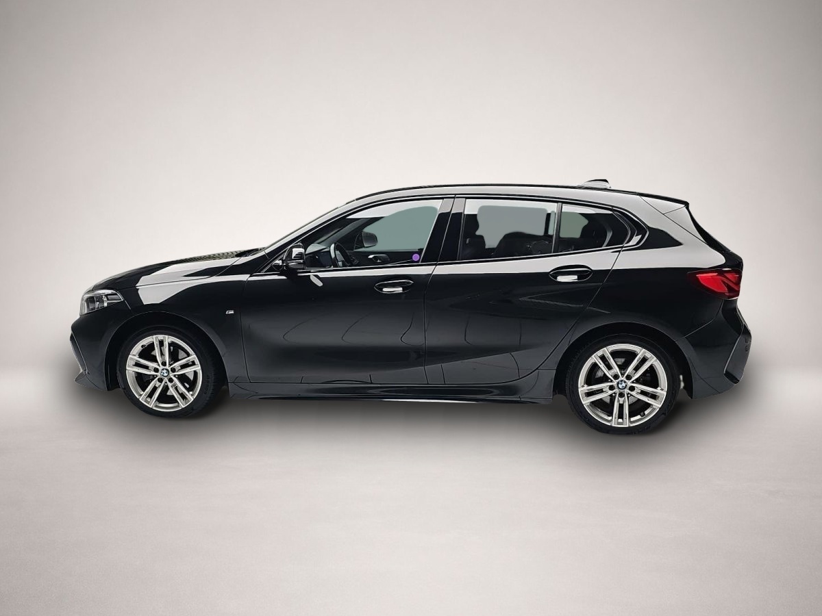 BMW 118 (10/2022, Benzin)