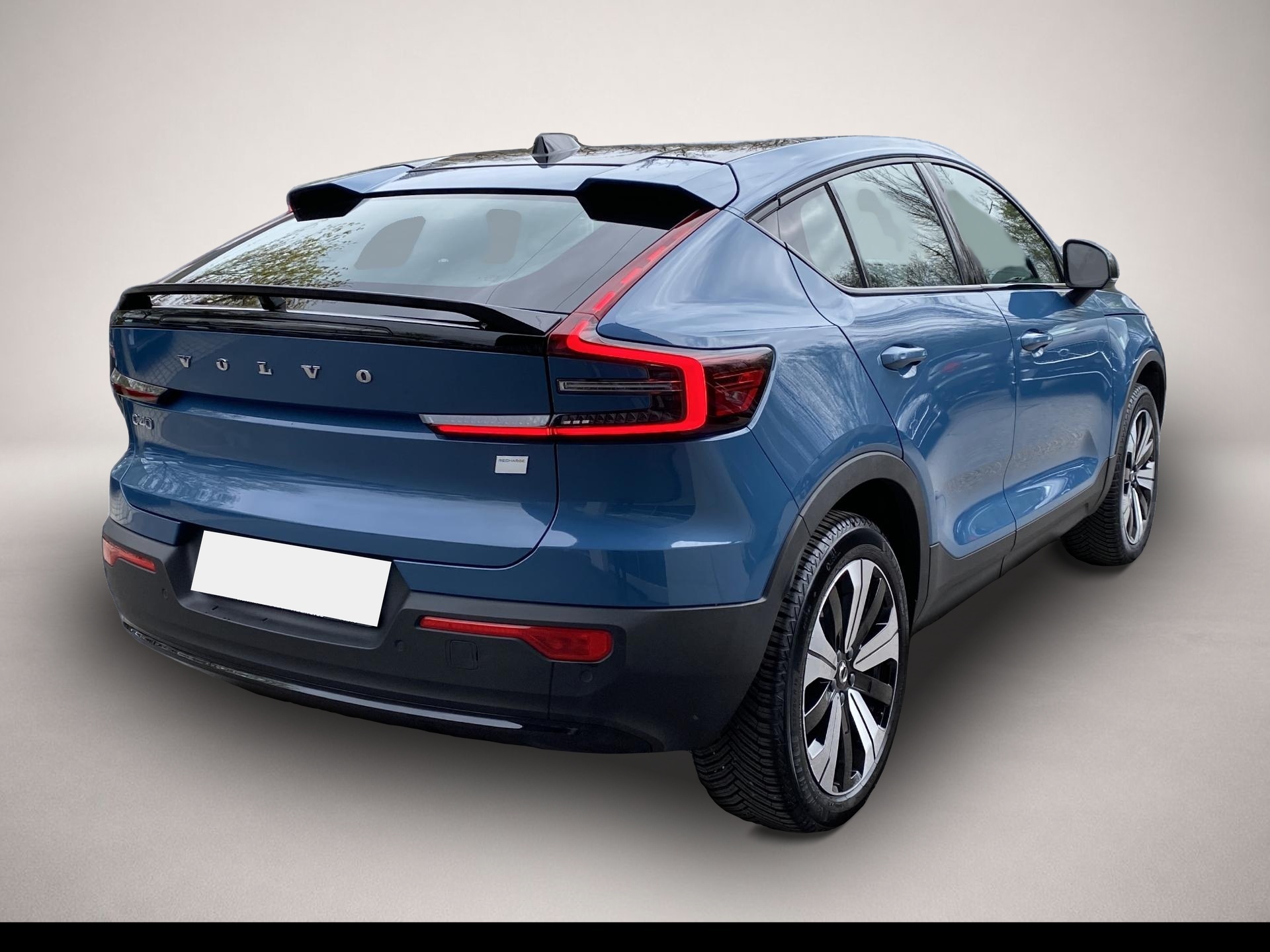 Volvo C40 (02/2023, ELECTRIC)