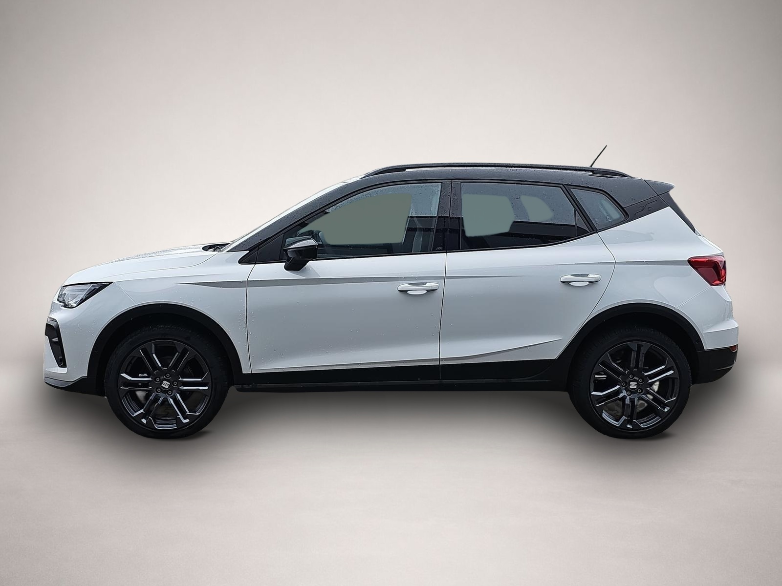 Seat Arona (04/2026, Benzin)