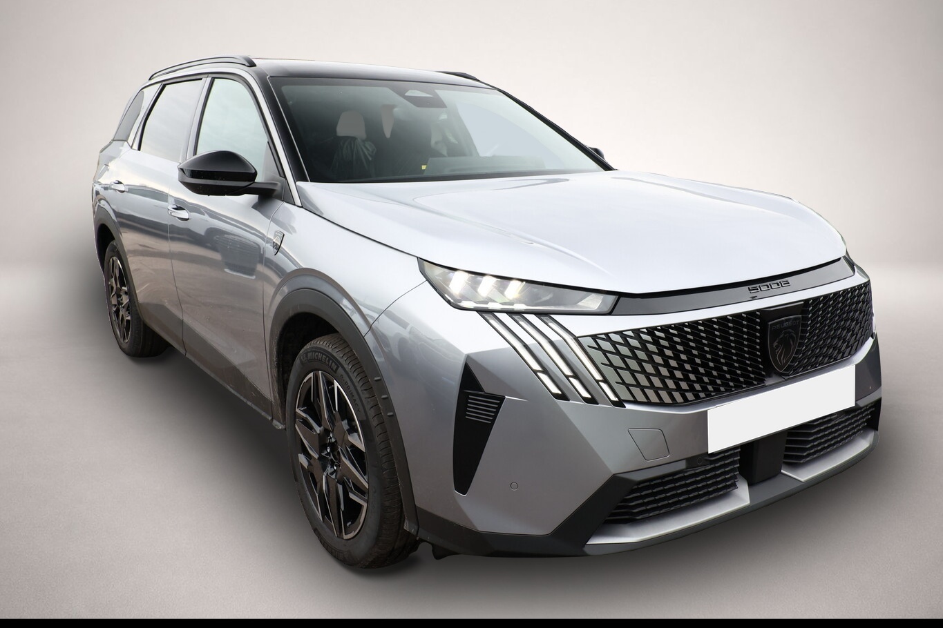 Peugeot 5008 (09/2025, Benzin)