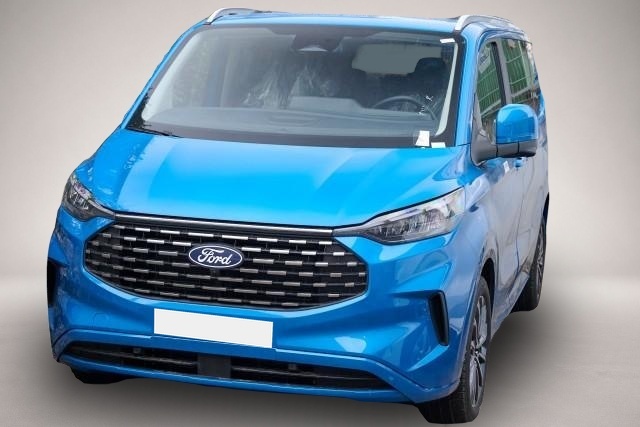 Ford Tourneo Custom, image 2 of 4