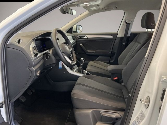 Volkswagen T-Roc (06/2022, Benzin)