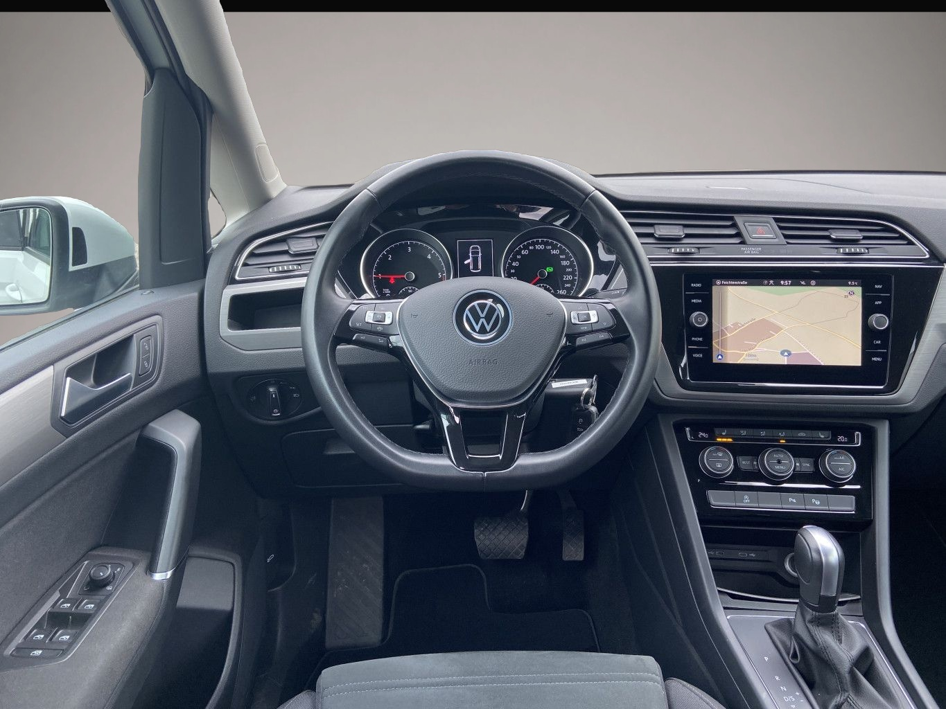 Volkswagen Touran (01/2022, )