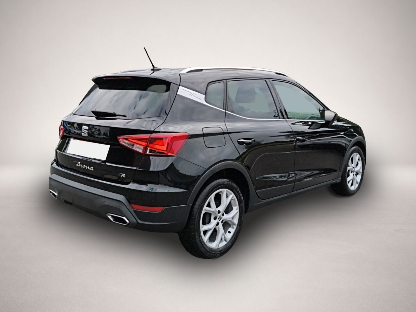 Seat Arona (04/2025, Benzin)