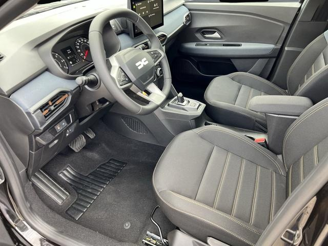 Dacia Sandero, image 3 of 5