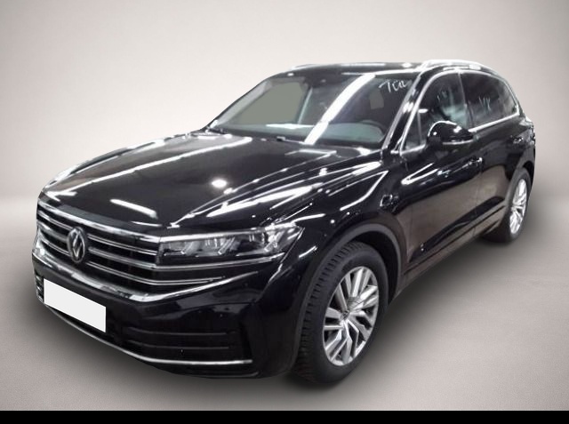 Volkswagen Touareg (10/2025, )