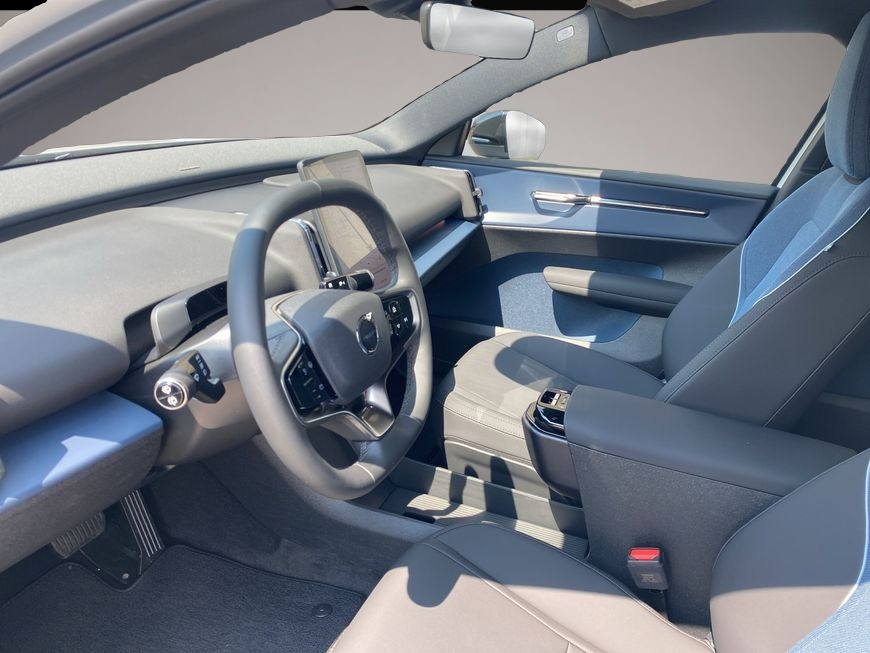 Volvo EX30 (10/2025, ELECTRIC)