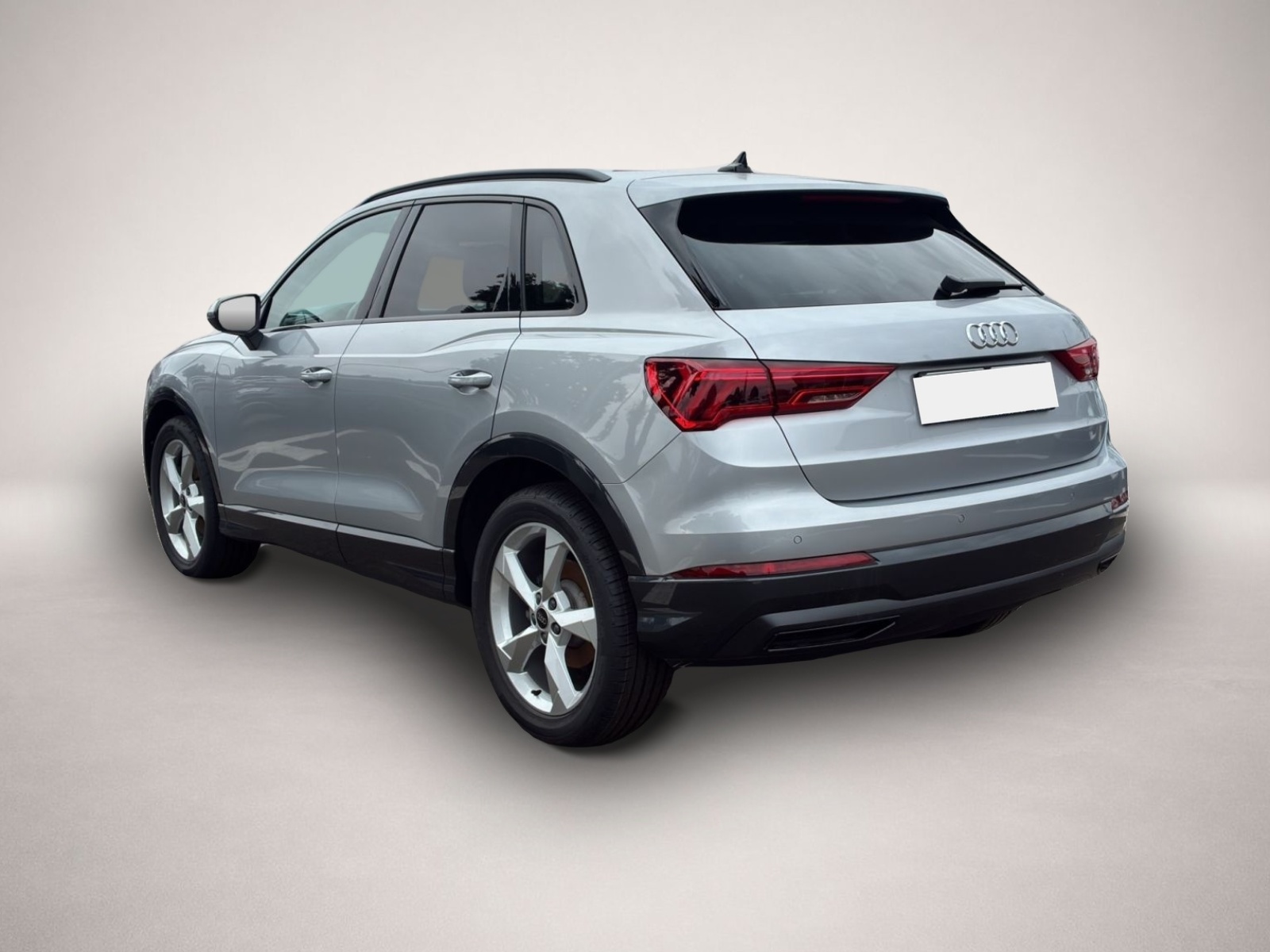 Audi Q3 (10/2025, Benzin)