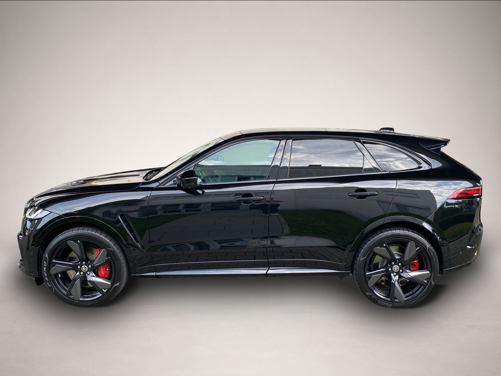 Jaguar F-Pace (07/2023, Benzin)