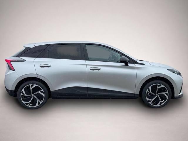 MG MG4 (05/2026, ELECTRIC)