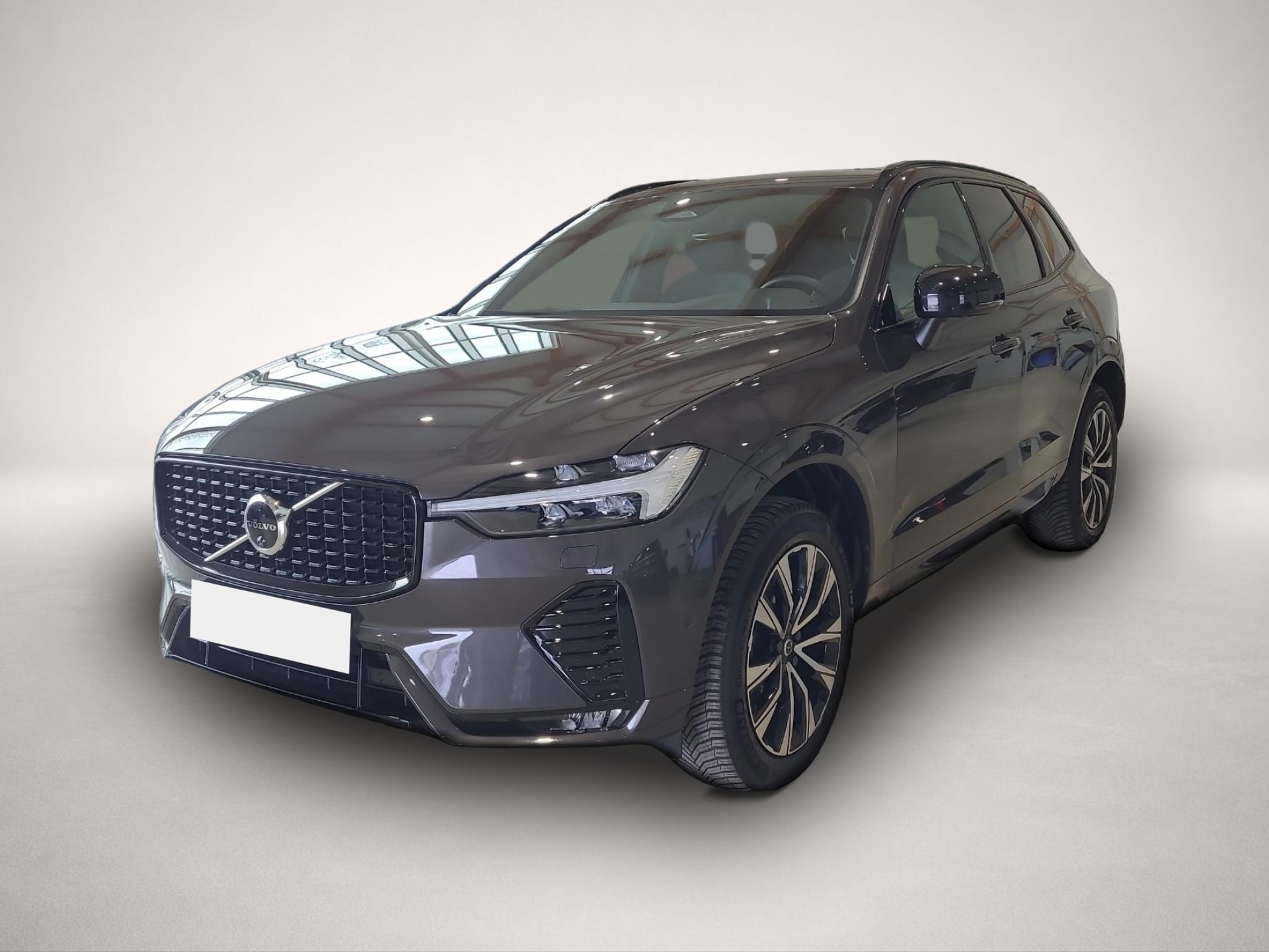 Volvo XC60 (02/2025, Benzin)