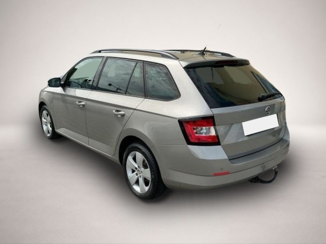 Skoda Fabia (04/2016, Benzin)