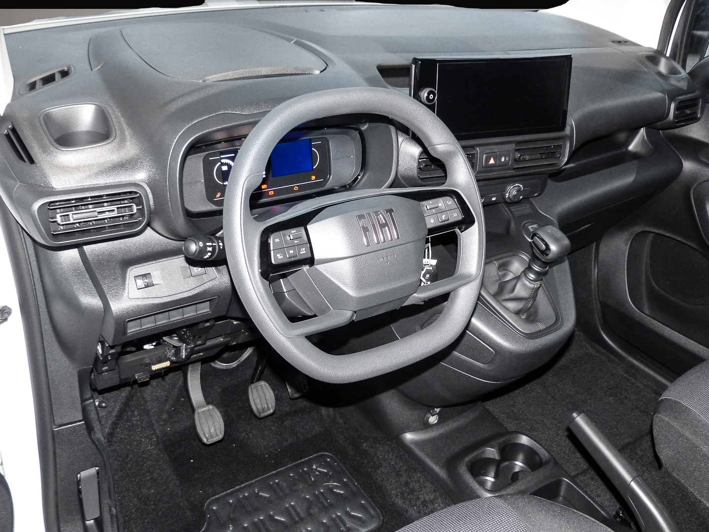 Fiat Doblo, image 4 of 6