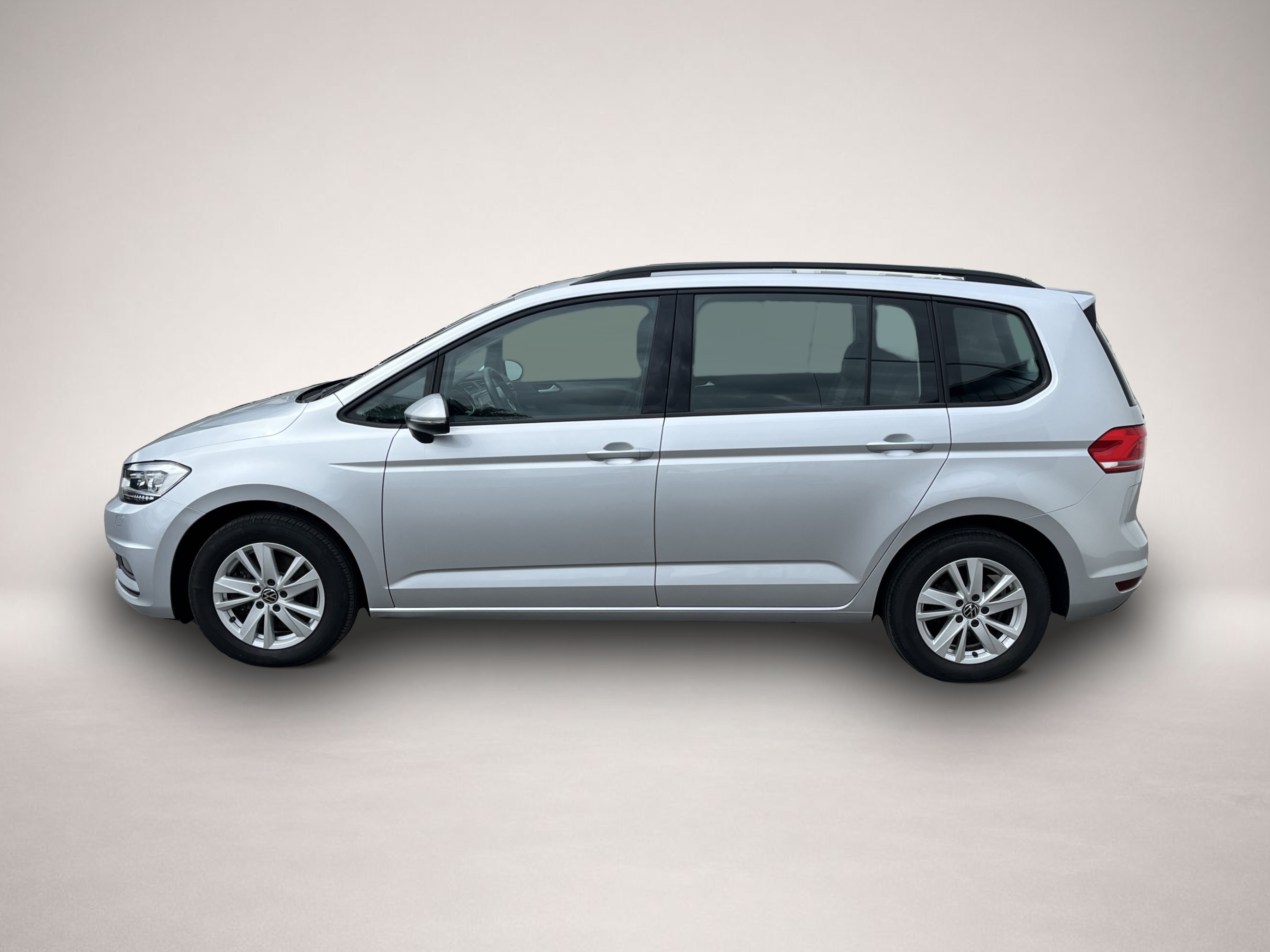 Volkswagen Touran (10/2021, Diesel)