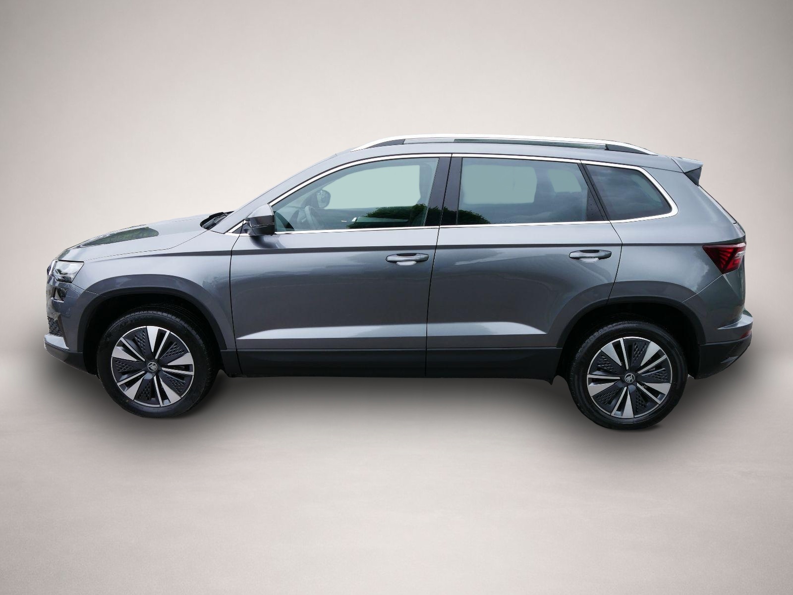 Skoda Karoq (05/2025, Benzin)