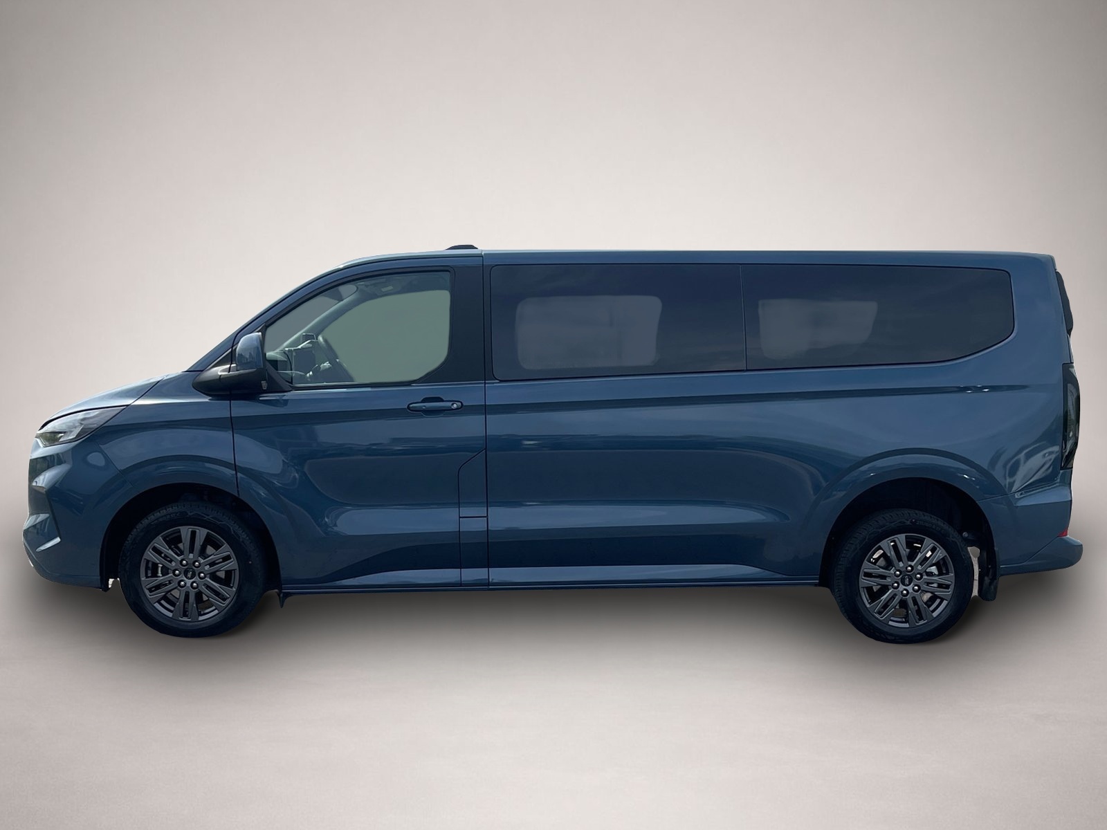Ford Tourneo Custom (05/2026, Diesel)