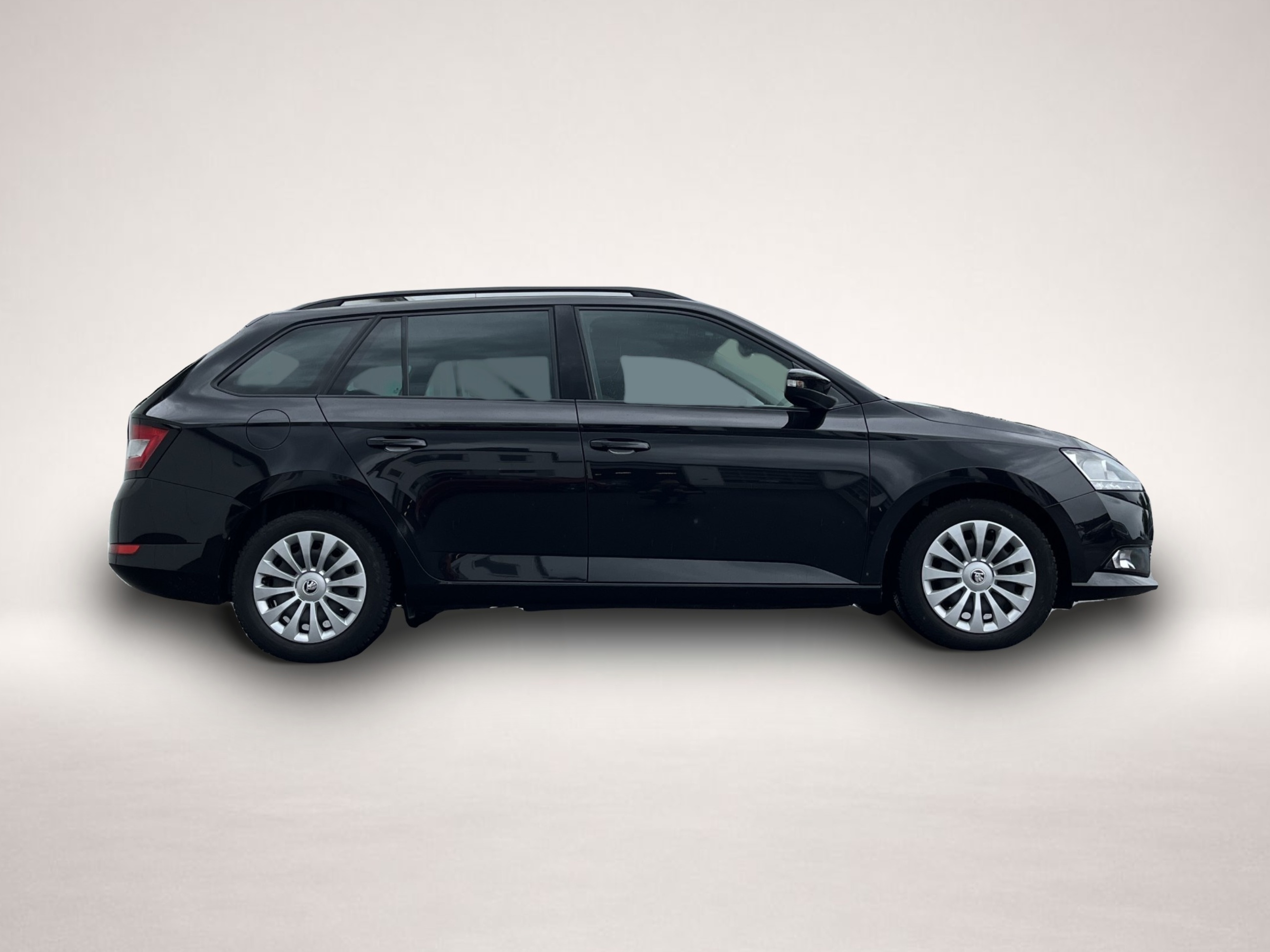Skoda Fabia (11/2022, Benzin)