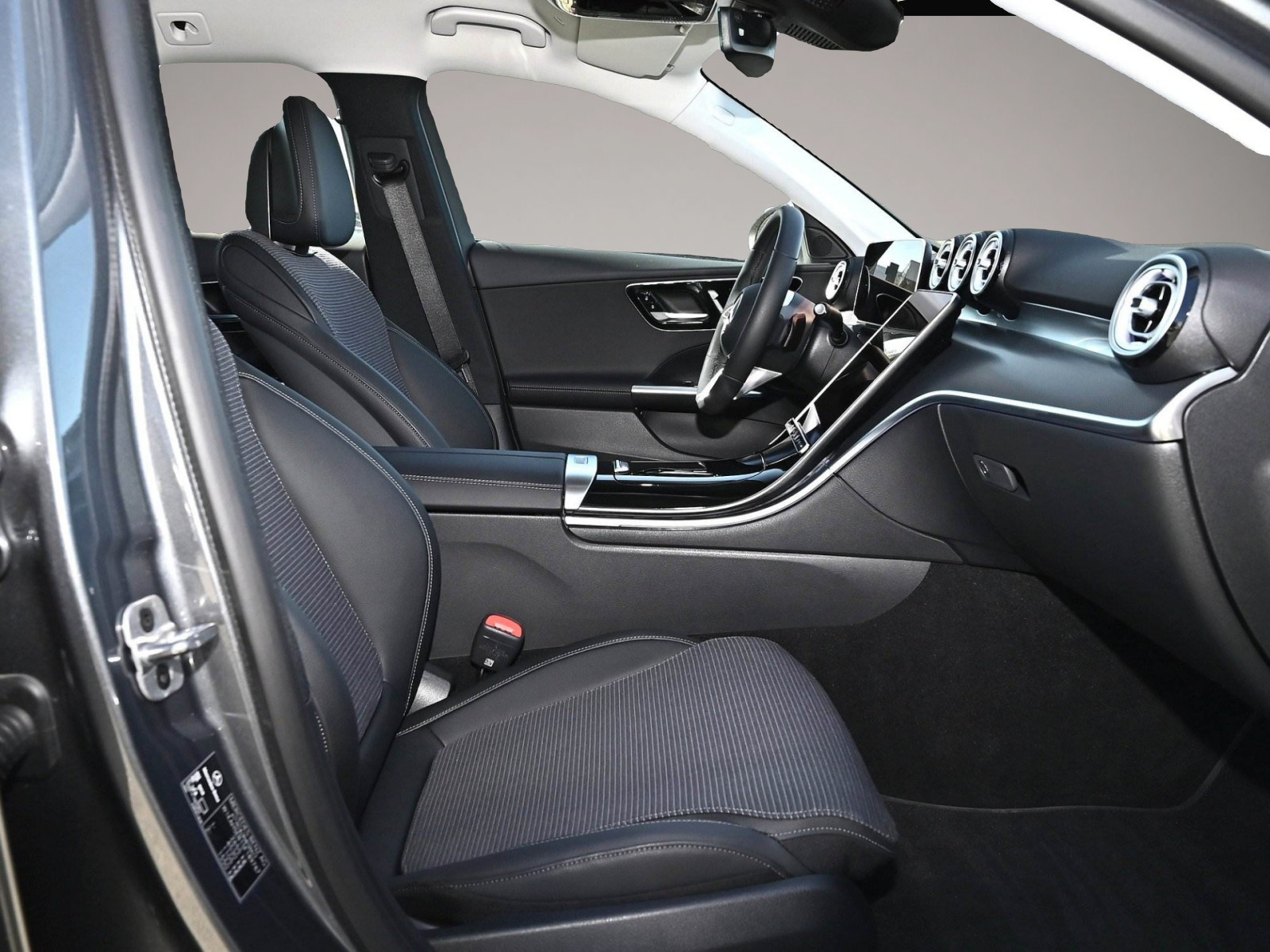 Mercedes-Benz C 300 (01/2025, Hybrid (Benzin/Elektro))