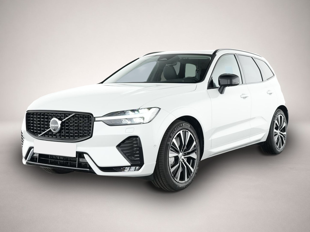 Volvo XC60 (05/2025, Benzin)