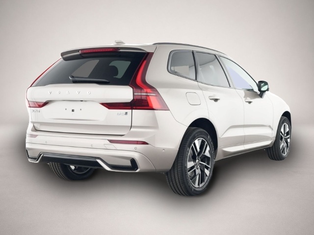 Volvo XC60 (07/2025, Benzin)