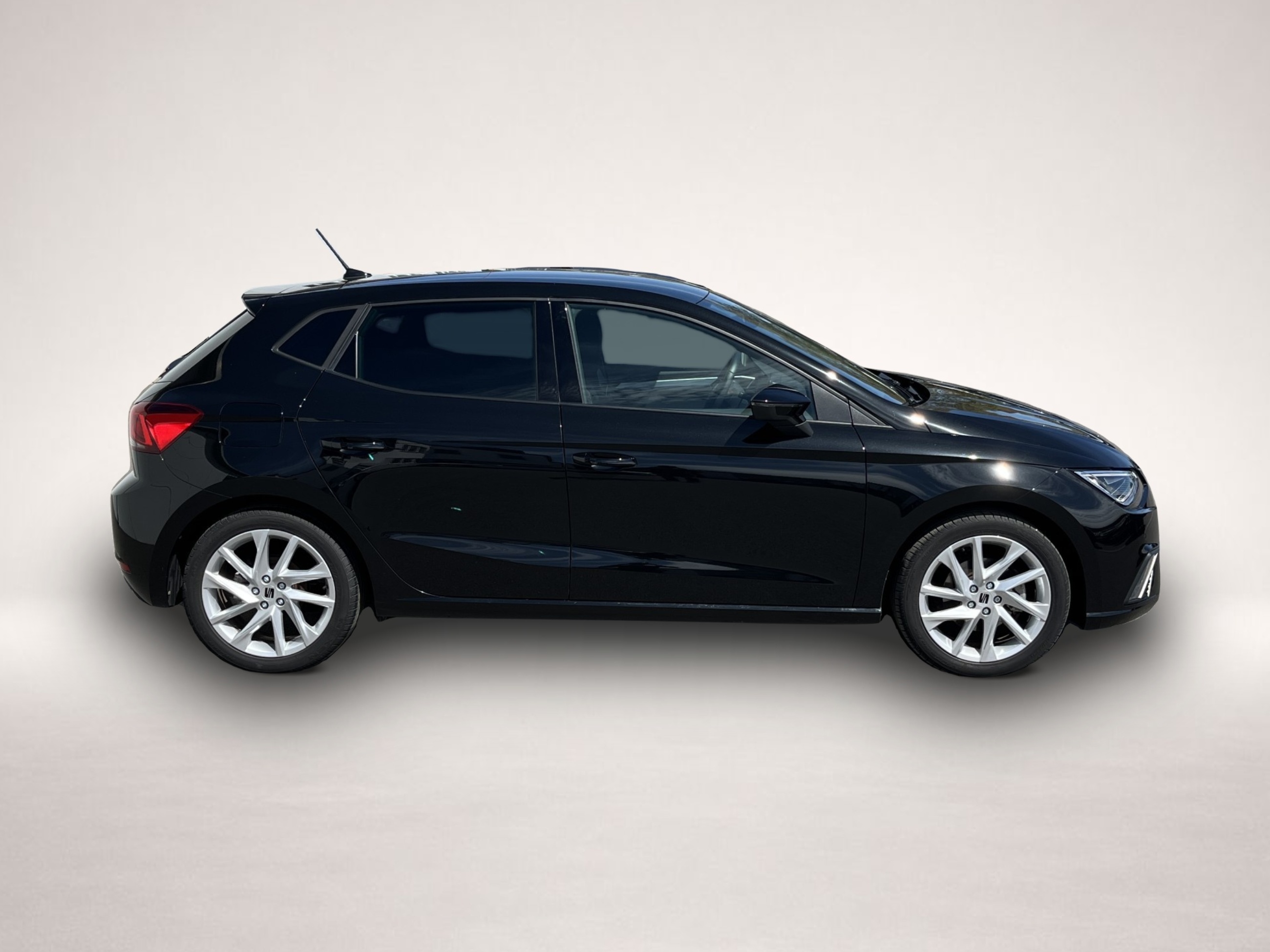 Seat Ibiza (02/2024, Benzin)