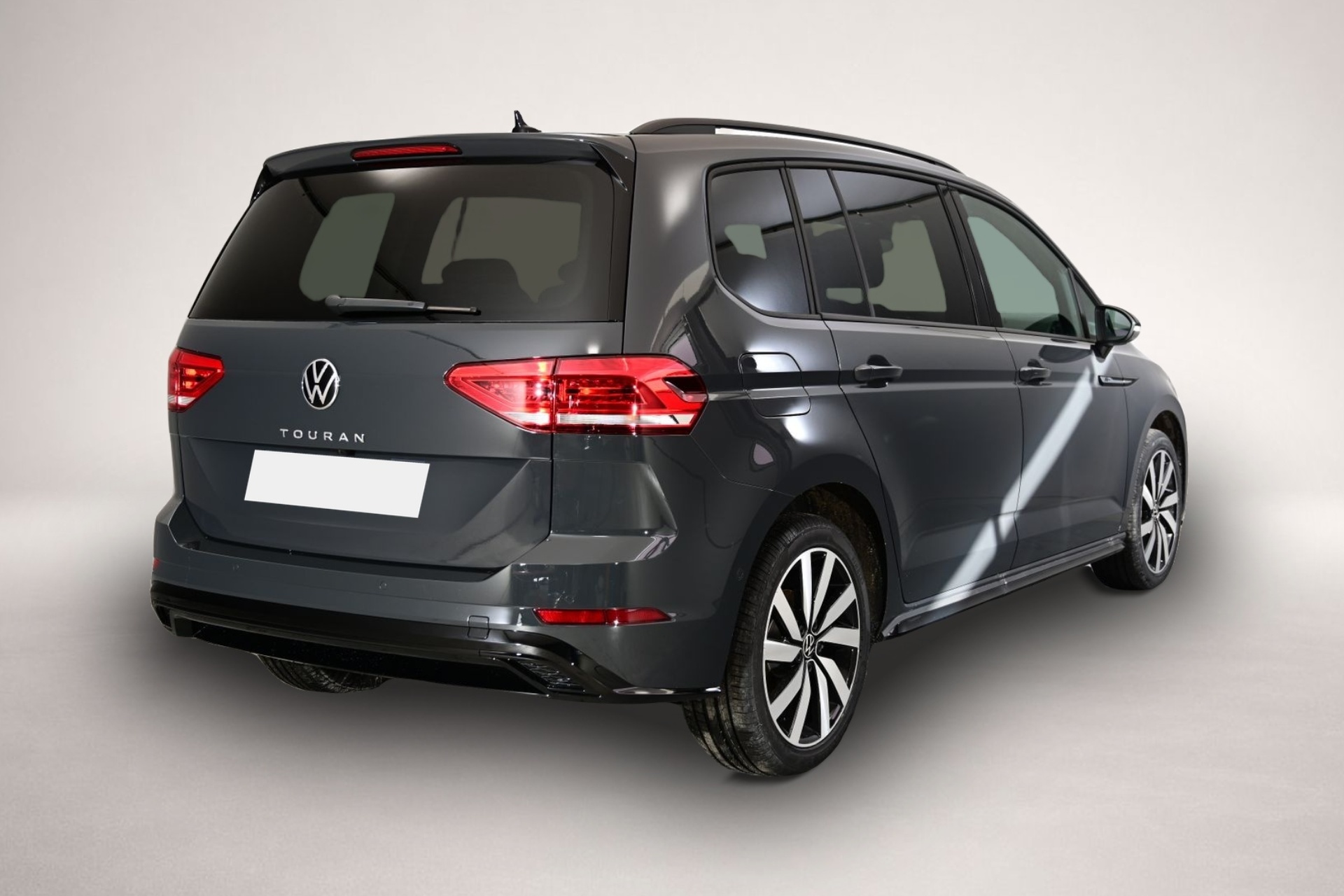 Volkswagen Touran (03/2026, Benzin)