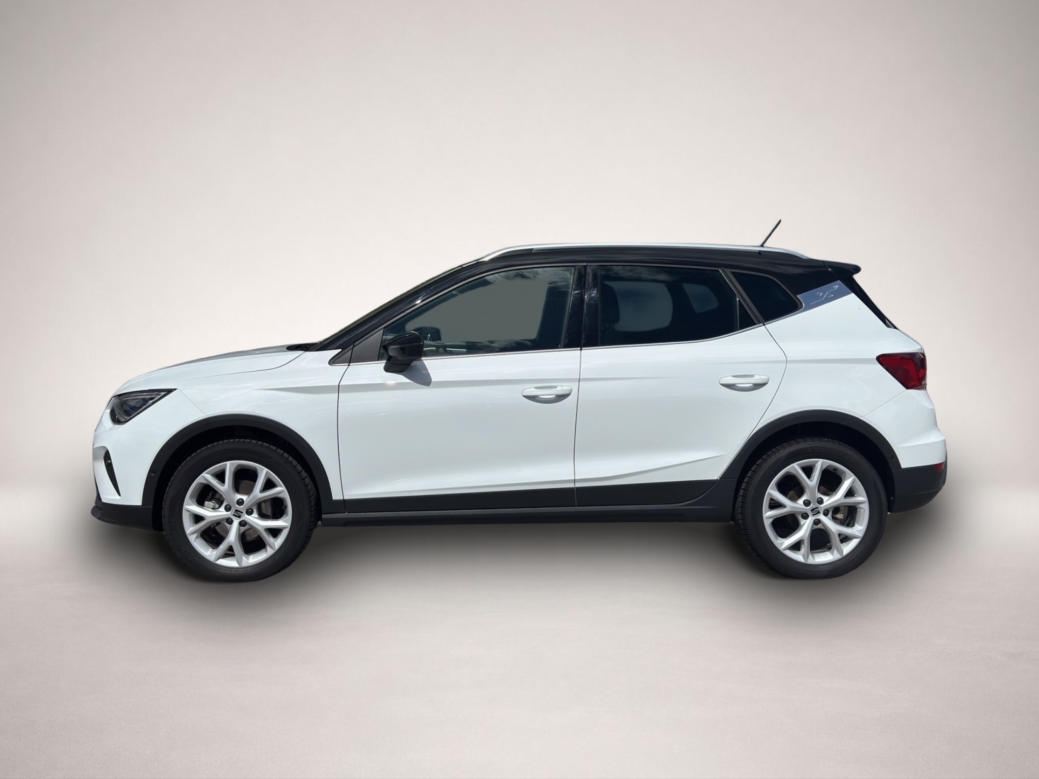 Seat Arona (07/2025, Benzin)