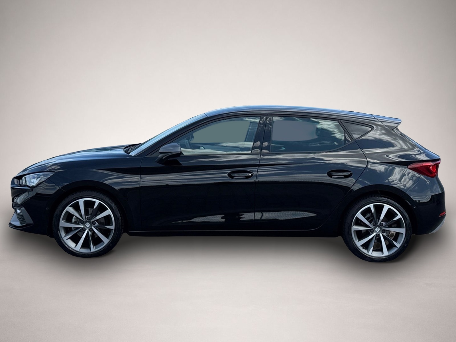 Seat Leon (10/2025, Benzin)