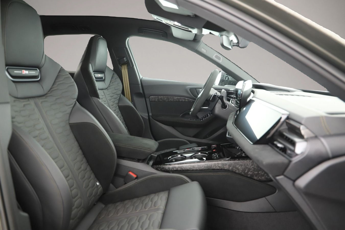 Audi RS5 (06/2026, Hybrid (Benzin/Elektro))