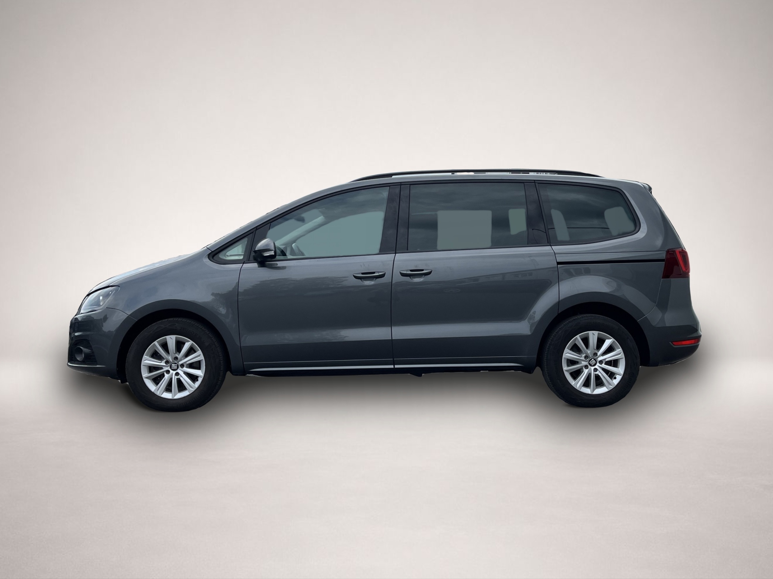 Seat Alhambra (07/2021, Benzin)