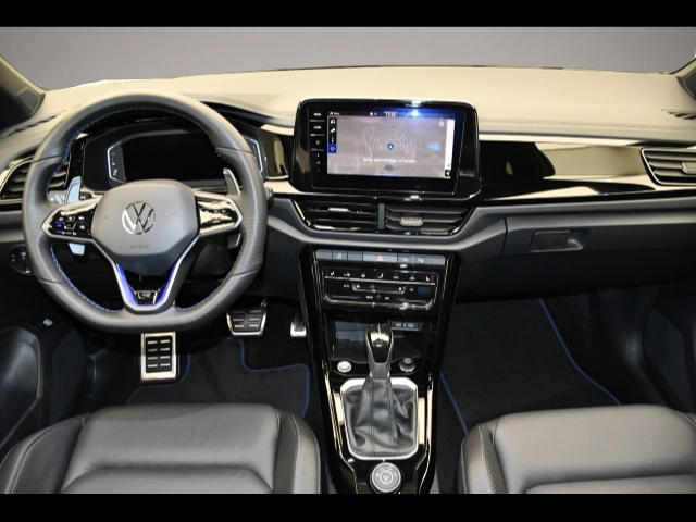 Volkswagen T-Roc (02/2026, Benzin)