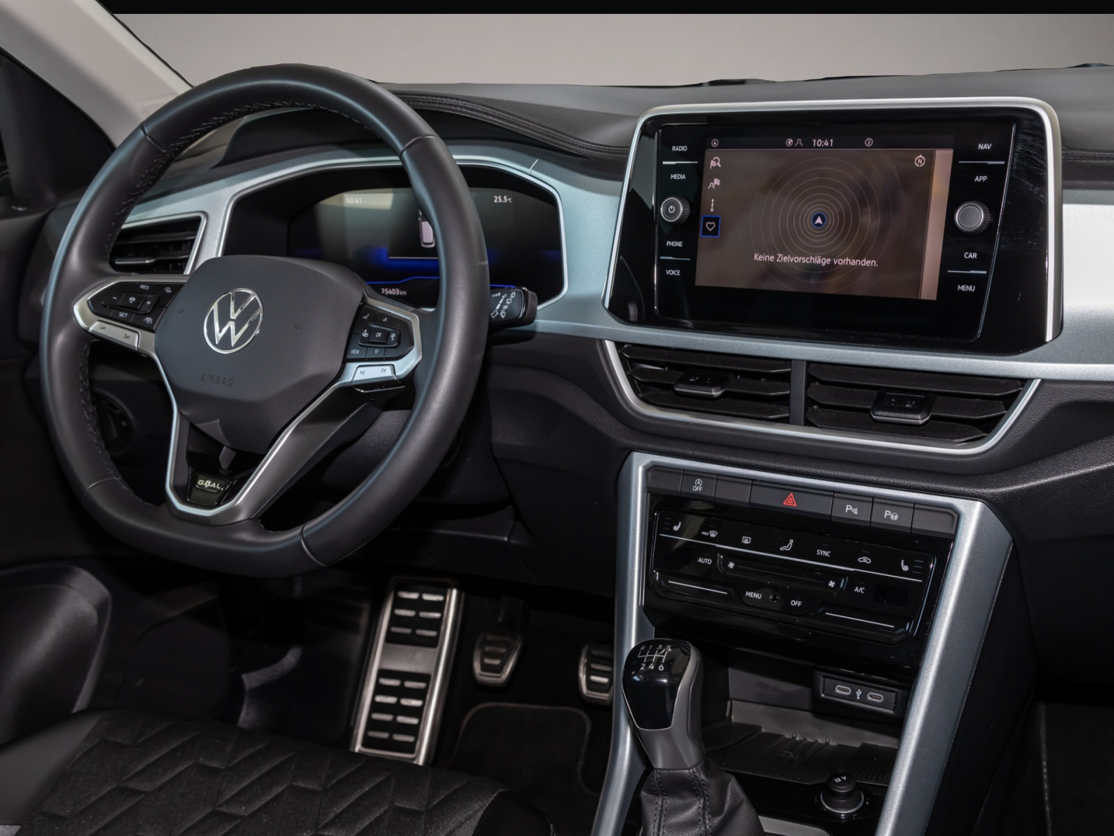 Volkswagen T-Roc (09/2025, Benzin)