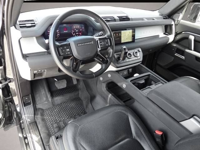 Land-Rover Defender (07/2023, Diesel)