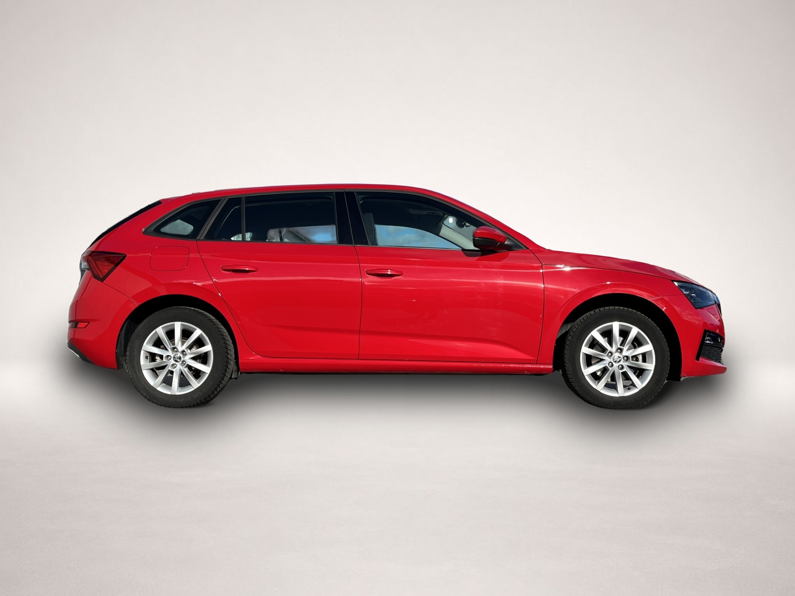 Skoda Scala (01/2023, Benzin)
