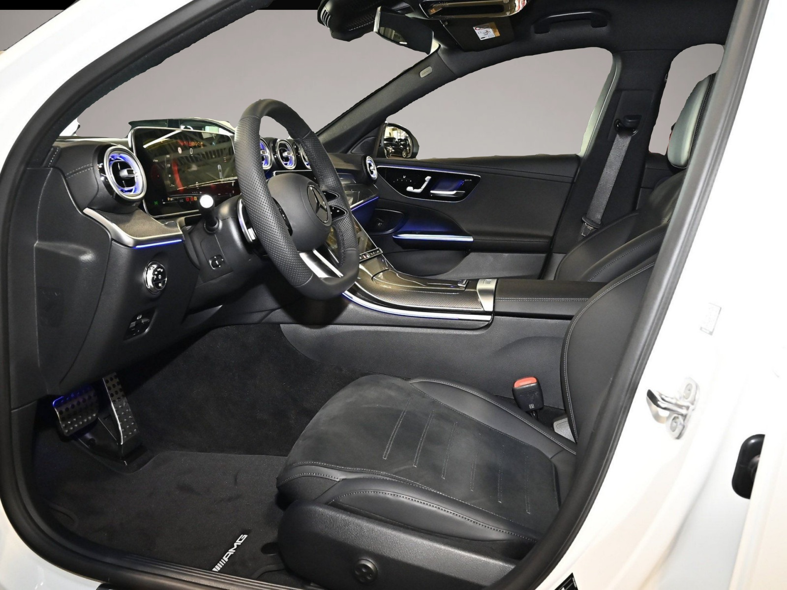 Mercedes-Benz C 180 (12/2025, Hybrid (Benzin/Elektro))