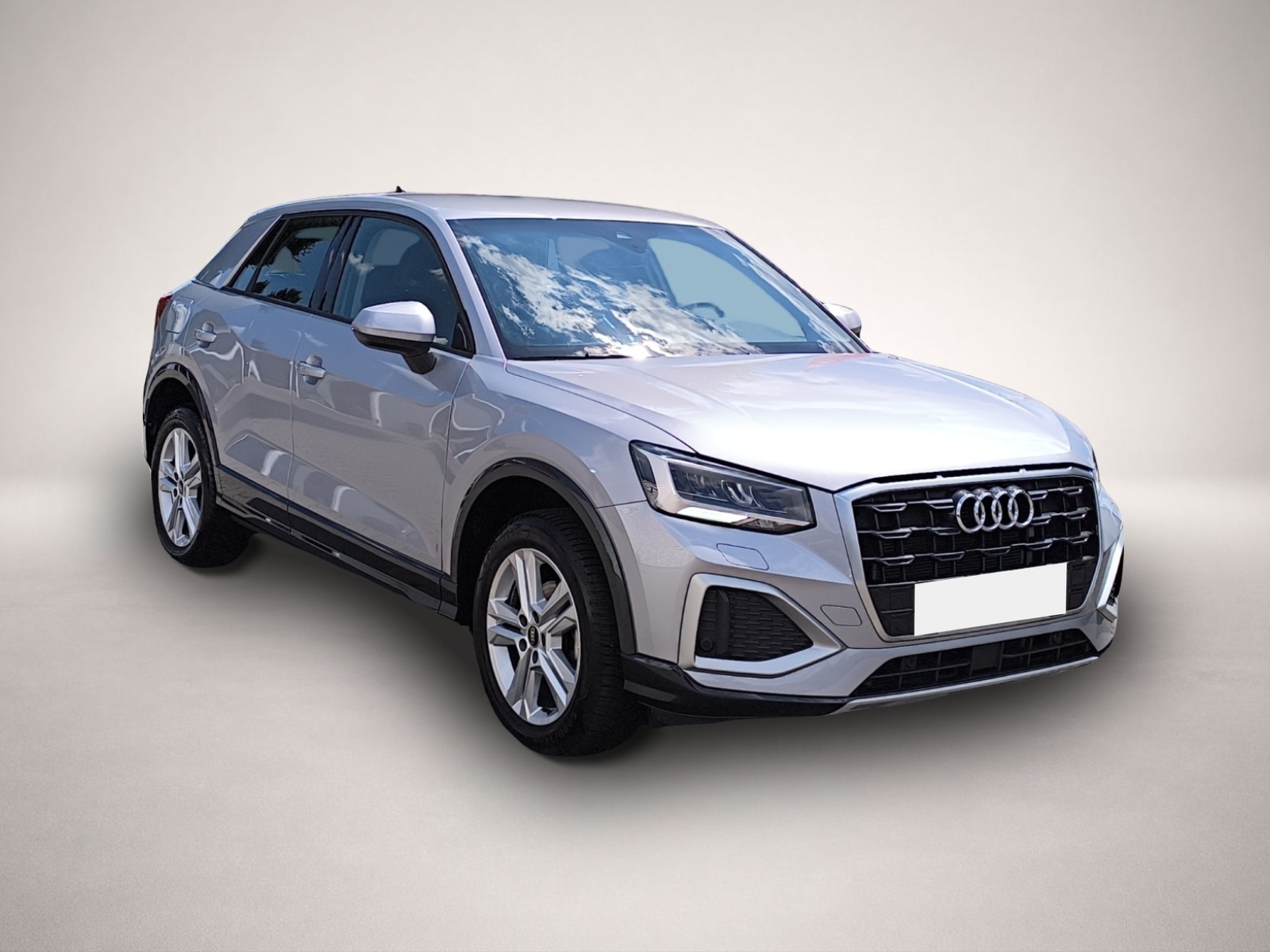 Audi Q2 (07/2024, Benzin)