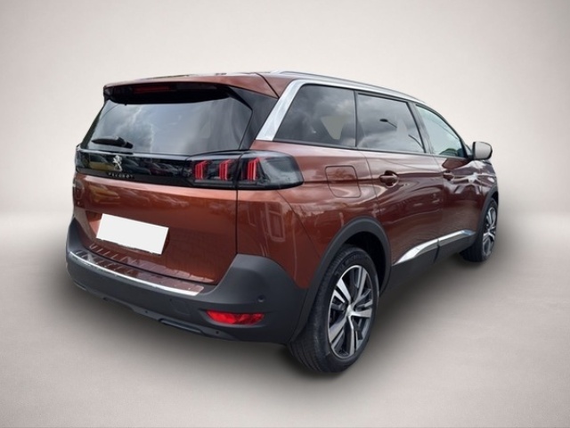 Peugeot 5008 (10/2023, Benzin)