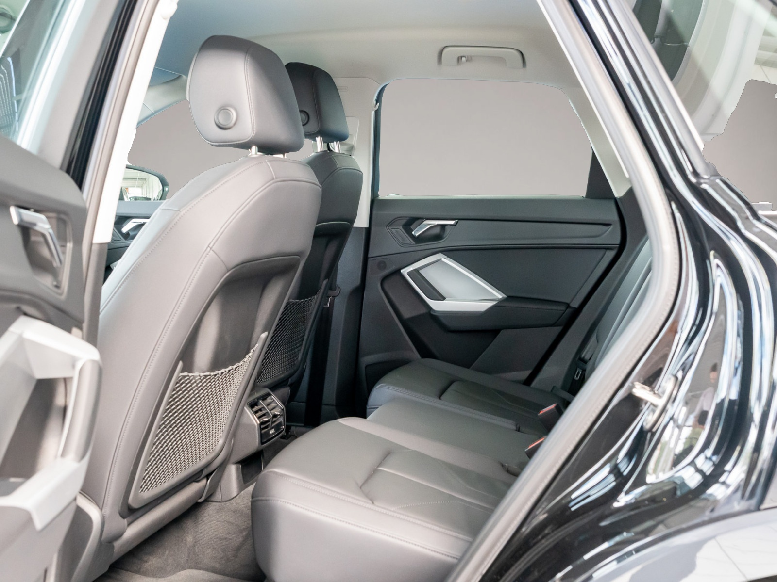 Audi Q3 (10/2025, Benzin)