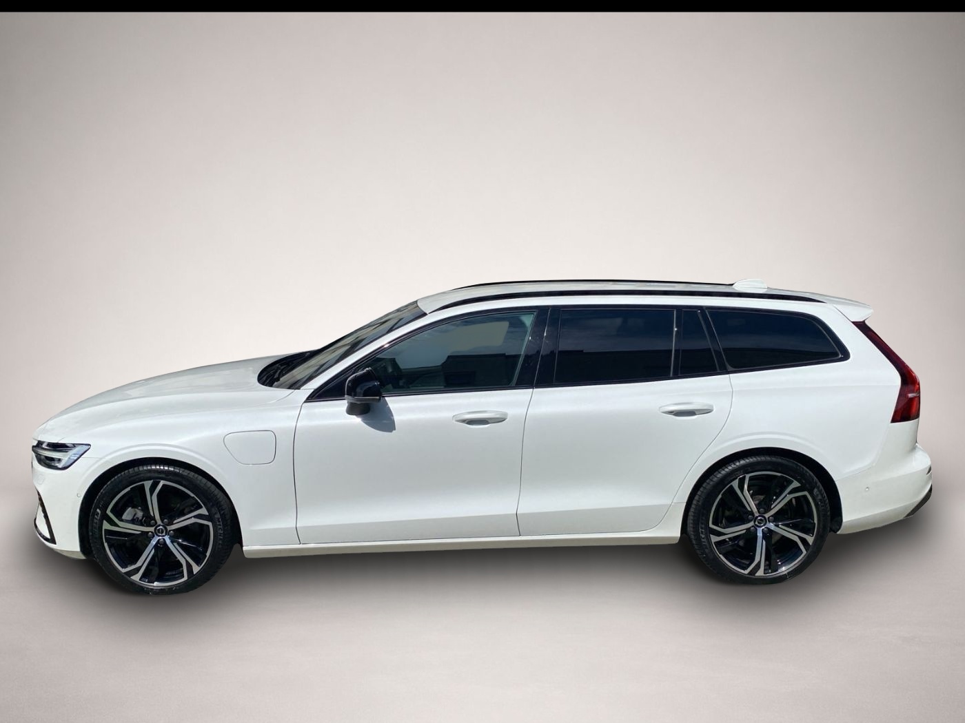 Volvo V60 (06/2024, )