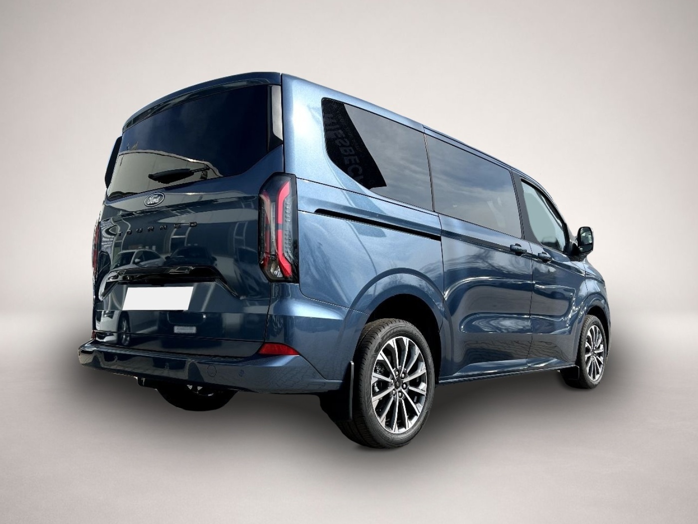 Ford Tourneo Custom (10/2025, Diesel)