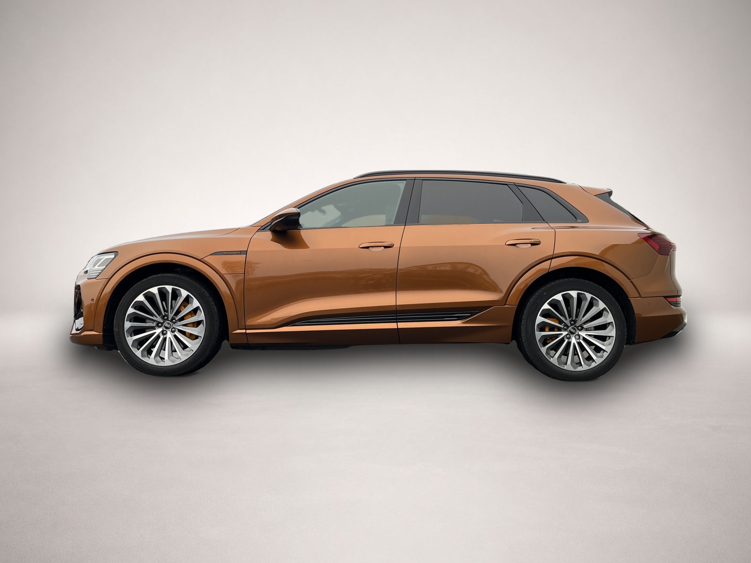 Audi e-tron (09/2022, ELECTRIC)