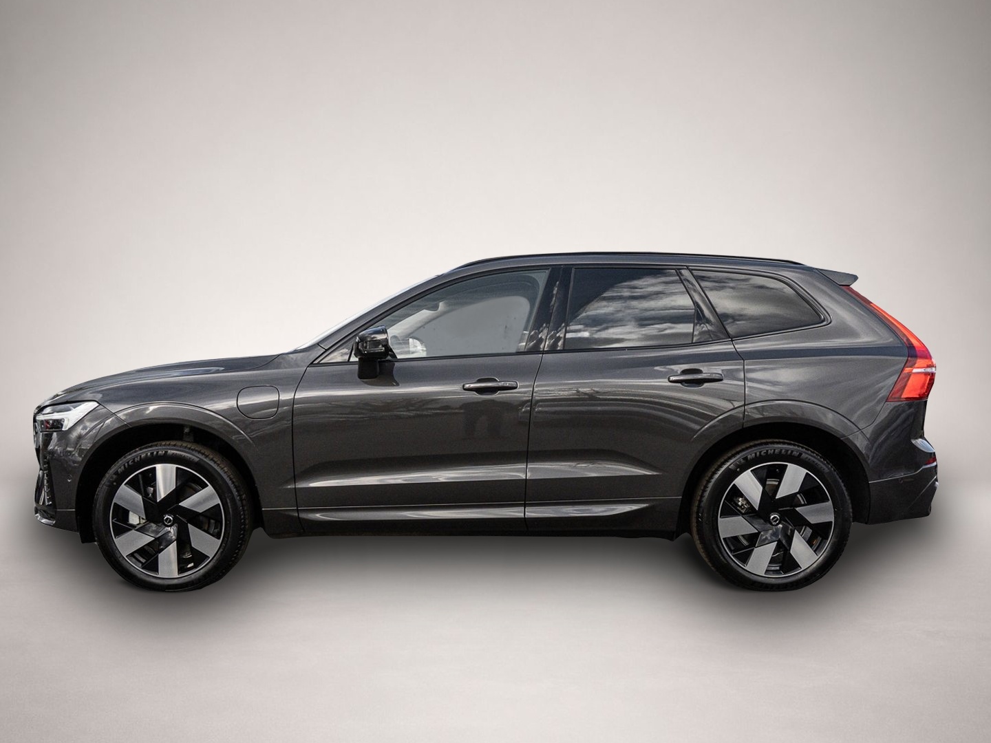 Volvo XC60 (07/2025, Hybrid (Benzin/Elektro))
