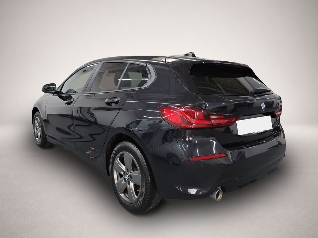 BMW 118 (06/2024, )
