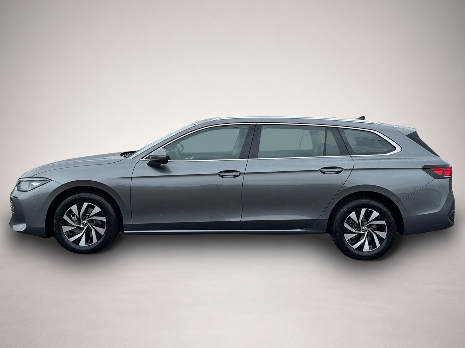 Volkswagen Passat Variant (04/2026, Benzin)