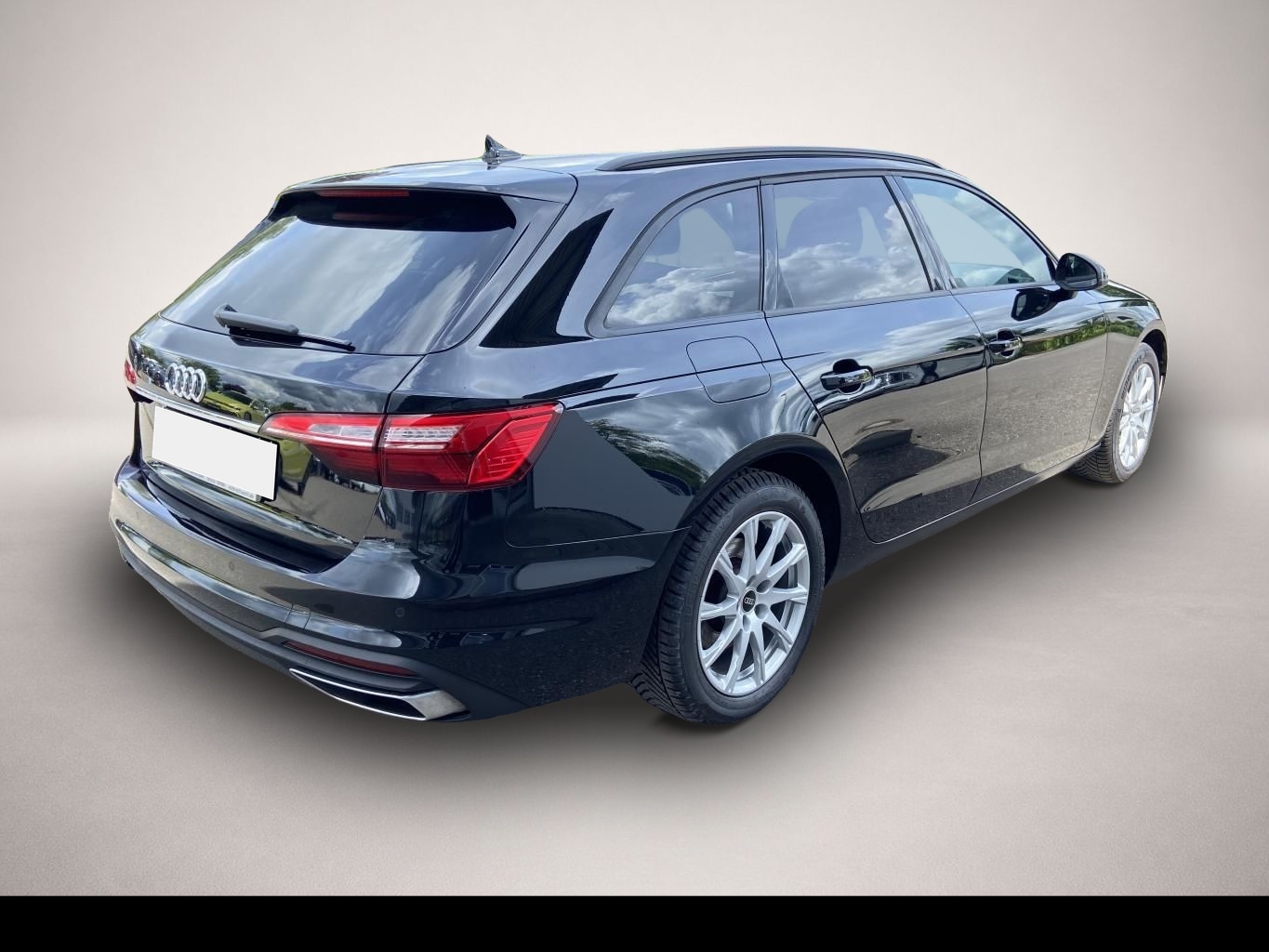 Audi A4 (05/2022, )
