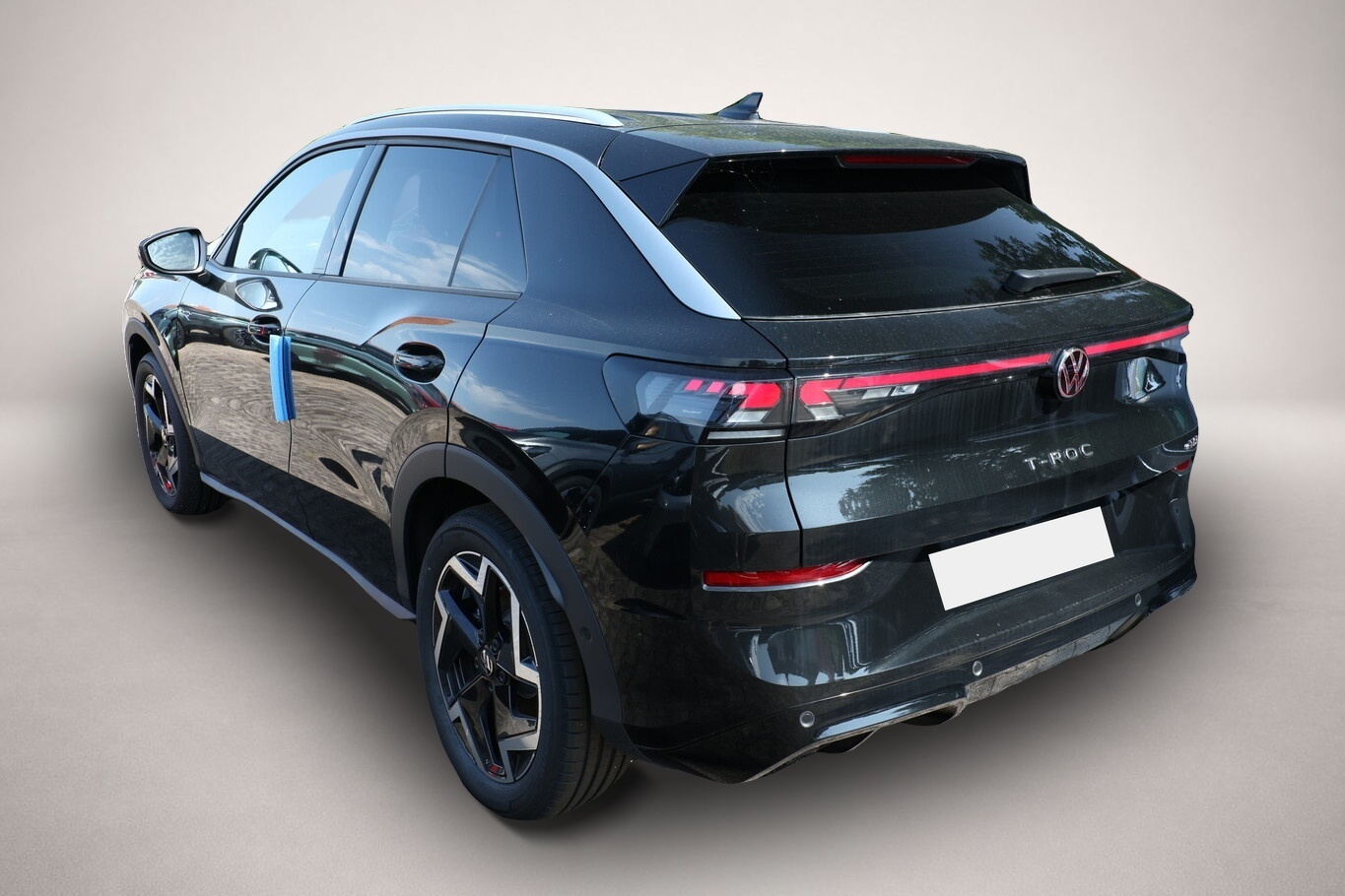 Volkswagen T-Roc (07/2026, Benzin)