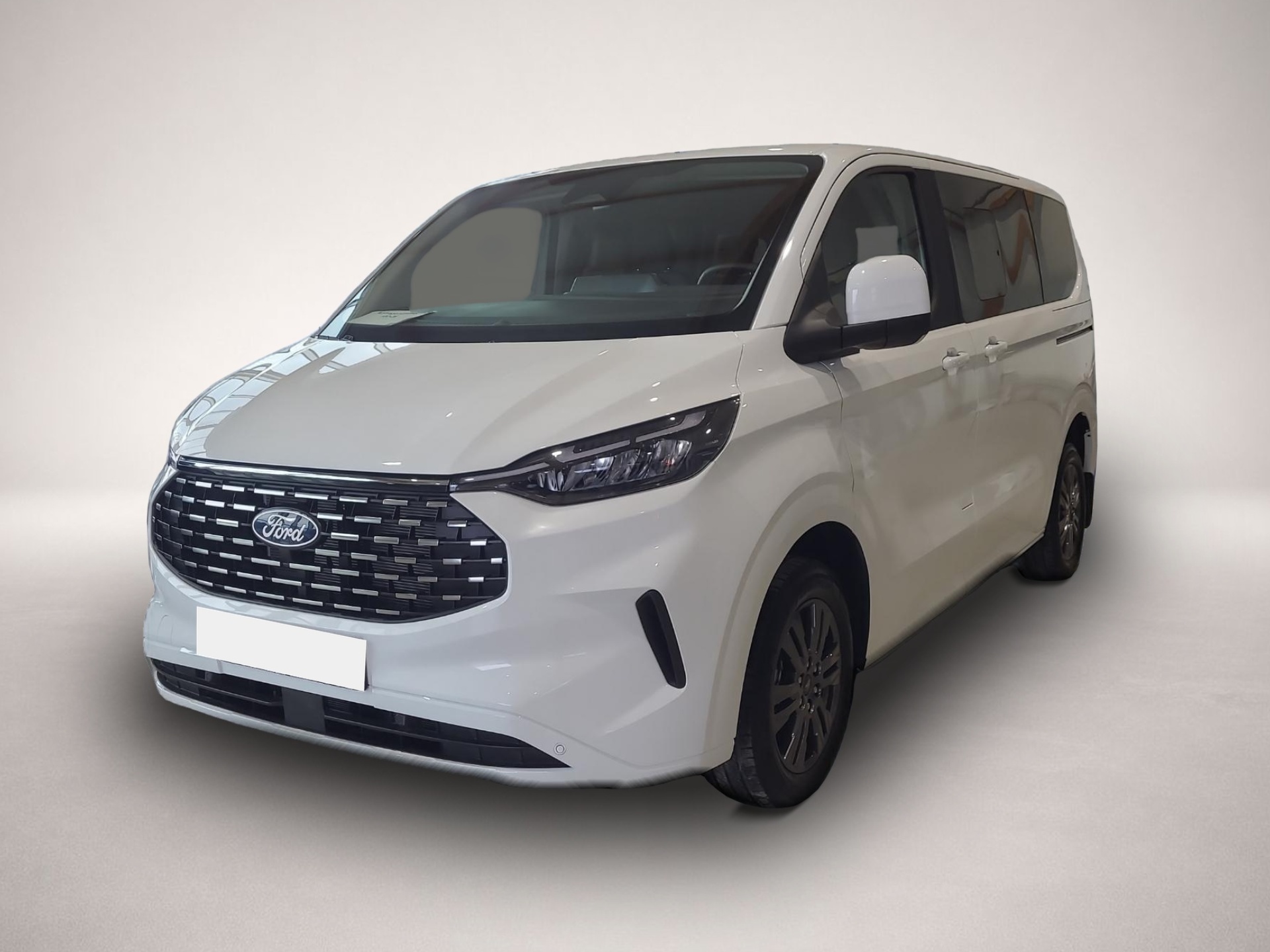 Ford Tourneo Custom (01/2026, Diesel)
